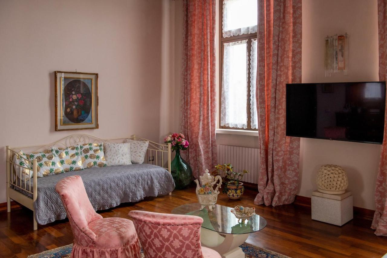 Palazzo Bed And Breakfast Calvisano Exterior foto